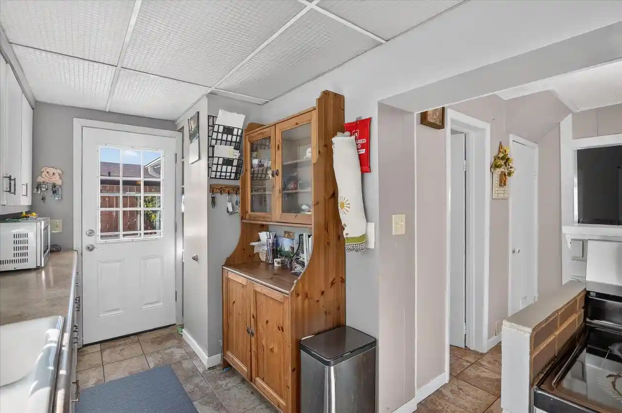 Photo 3 of Single family home for sale at 532 Caroline St, Janesville, WI 53545 | MLS# 2031809 | Listing updated on 2026-09-02