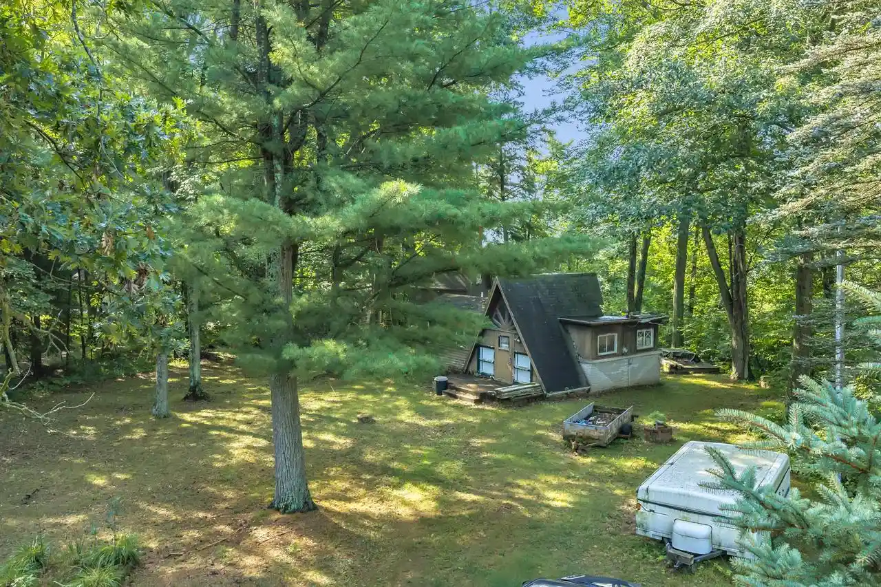 Photo 3 of Single family home for sale at 6475 County Rd I, Lena, WI 54139 | MLS# 1978726 | Listing updated on 2026-09-17