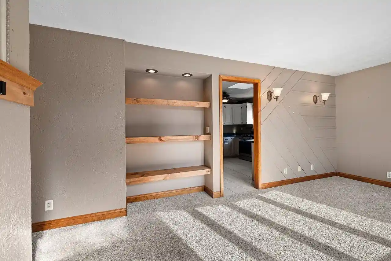Photo 2 of Single family home for sale at 1525 S 25th Street, Manitowoc, WI 54220 | MLS# 1978747 | Listing updated on 2026-09-03