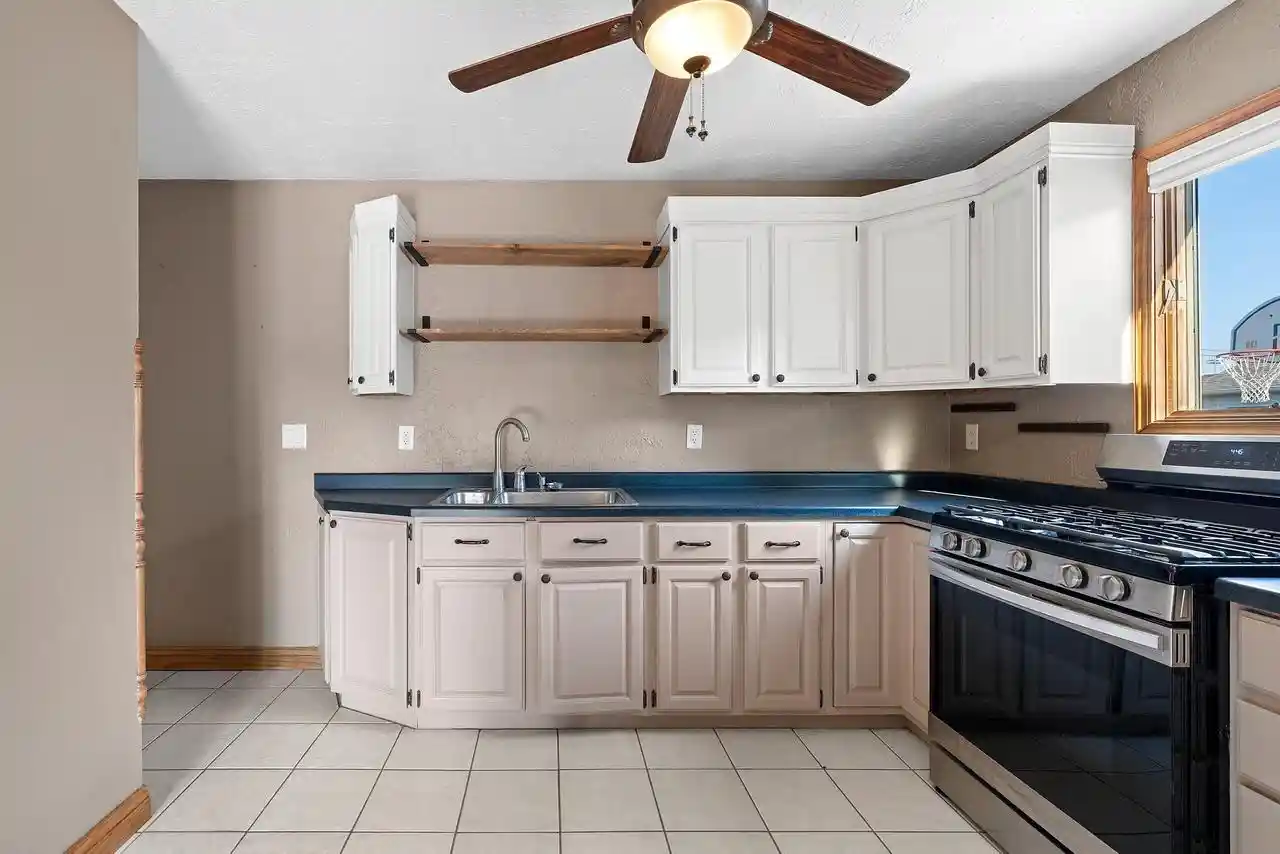 Photo 4 of Single family home for sale at 1525 S 25th Street, Manitowoc, WI 54220 | MLS# 1978747 | Listing updated on 2026-09-03