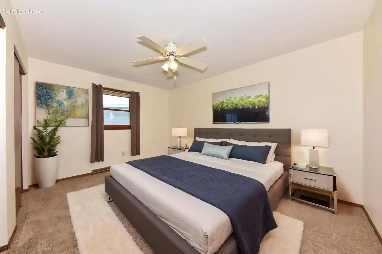 Photo 3 of Condo for sale at 106 Tamarack Cir, Hartford, WI 53027 | MLS# 1978749 | Listing updated on 2026-09-11