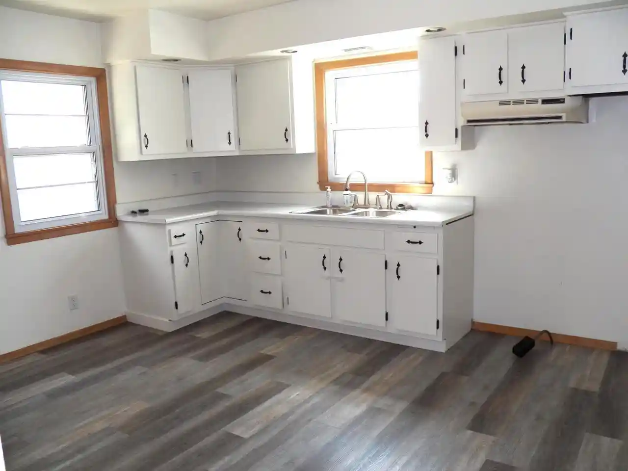 Photo 2 of Single family home for sale at 3807 Macarthur Dr, Manitowoc, WI 54220 | MLS# 1978755 | Listing updated on 2026-09-08