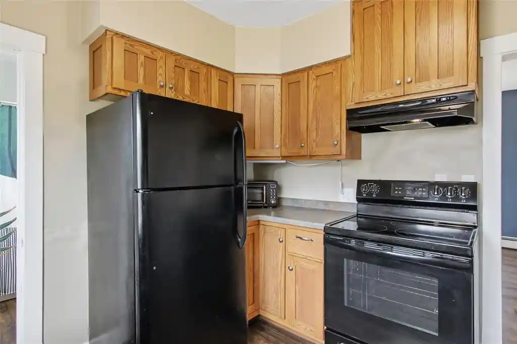Photo 3 of Single family home for sale at 811 Platt St, Eau Claire, WI 54703 | MLS# 1604671 | Listing updated on 2026-09-21