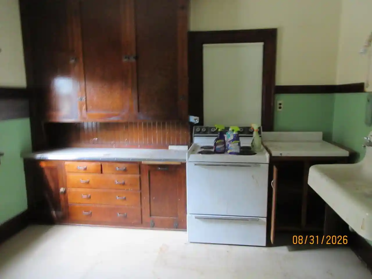 Photo 3 of Sale Pending at 732 E North St, Waukesha, WI 53188 | MLS# 1978759 | Listing updated on 2026-09-06