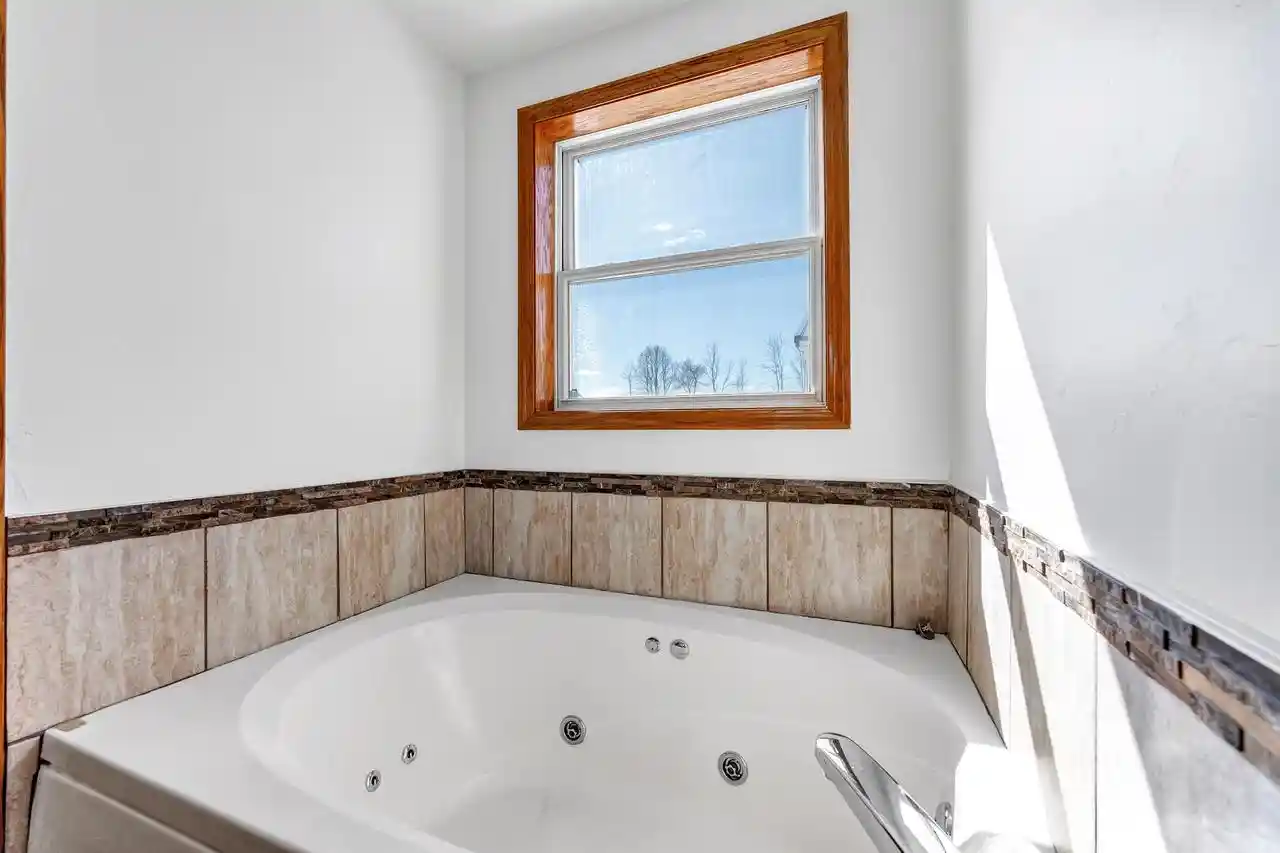 Photo 3 of Single family home for sale at 7920 Midway Rd, Lena, WI 54139 | MLS# 50331993 | Listing updated on 2026-09-17