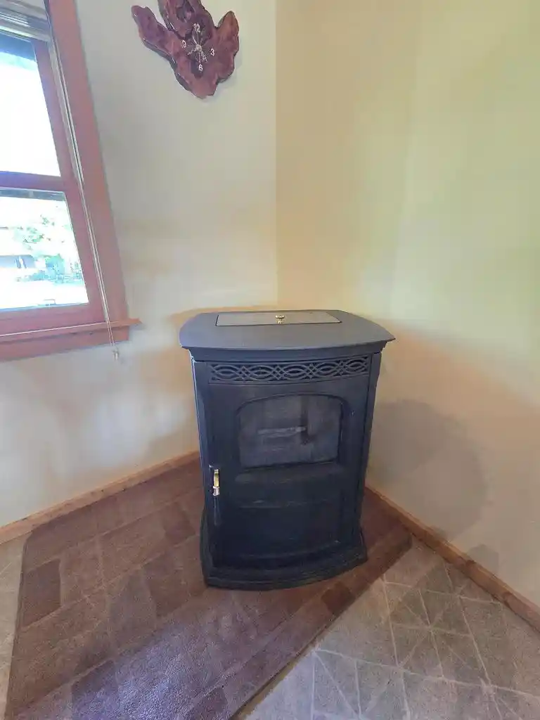 Photo 3 of Single family home for sale at W7379 Pine View Dr, Wautoma, WI 54982 | MLS# 50331860 | Listing updated on 2026-09-19