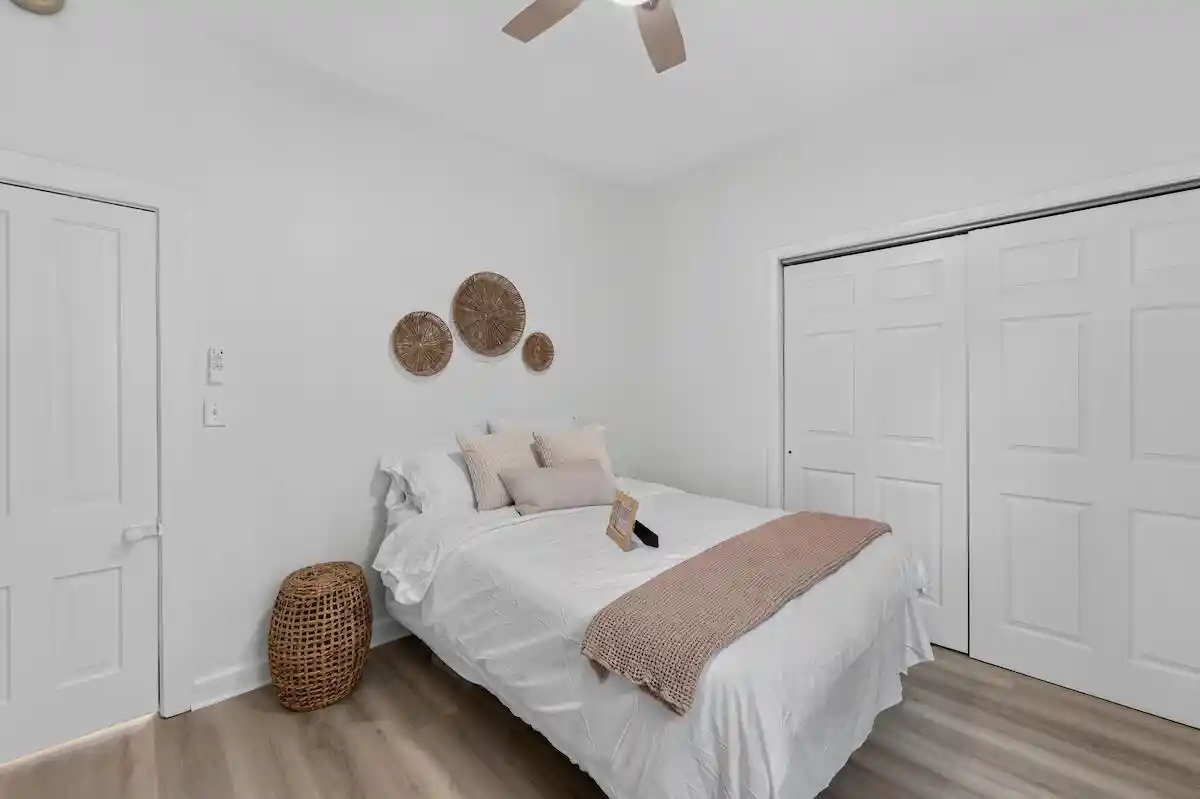 Photo 2 of Single family home for sale at 1526 Wisconsin Ave, Racine, WI 53403 | MLS# 1978770 | Listing updated on 2026-09-17