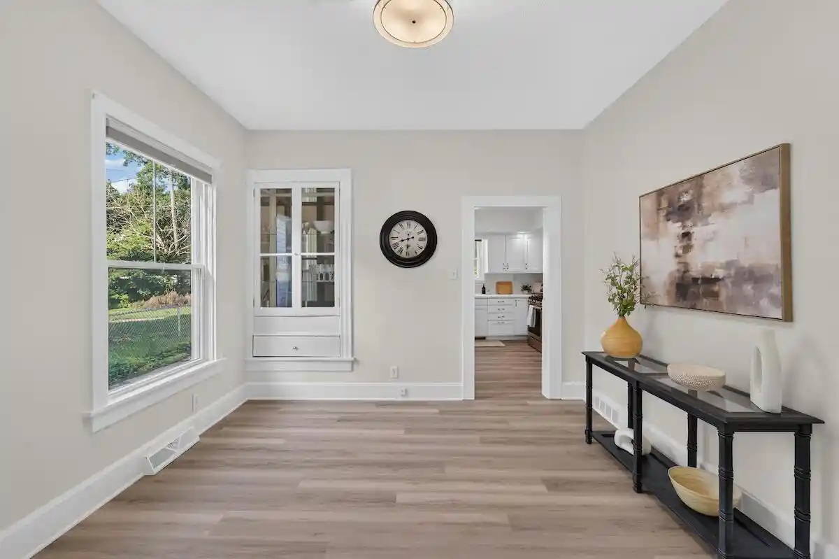 Photo 4 of Single family home for sale at 1526 Wisconsin Ave, Racine, WI 53403 | MLS# 1978770 | Listing updated on 2026-09-17