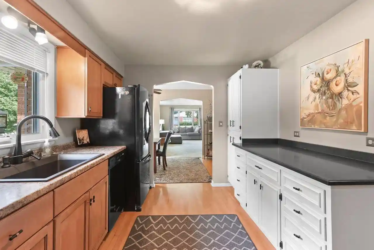 Photo 2 of Single family home for sale at 1862 Melon Ave, Green Bay, WI 54302 | MLS# 50331995 | Listing updated on 2026-09-23