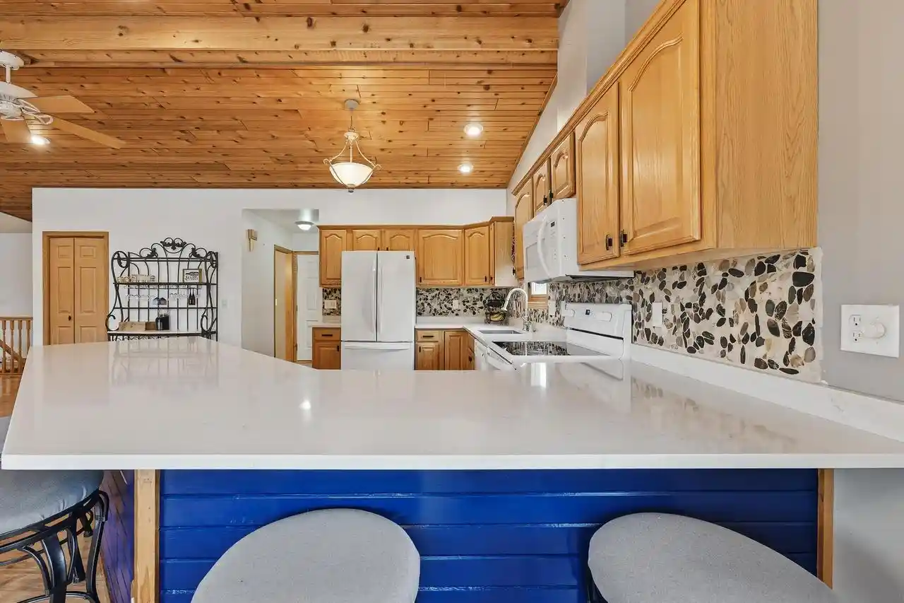 Photo 3 of Single family home for sale at 7844 Lakeview Rd, Waterford, WI 53185 | MLS# 1978773 | Listing updated on 2026-09-20