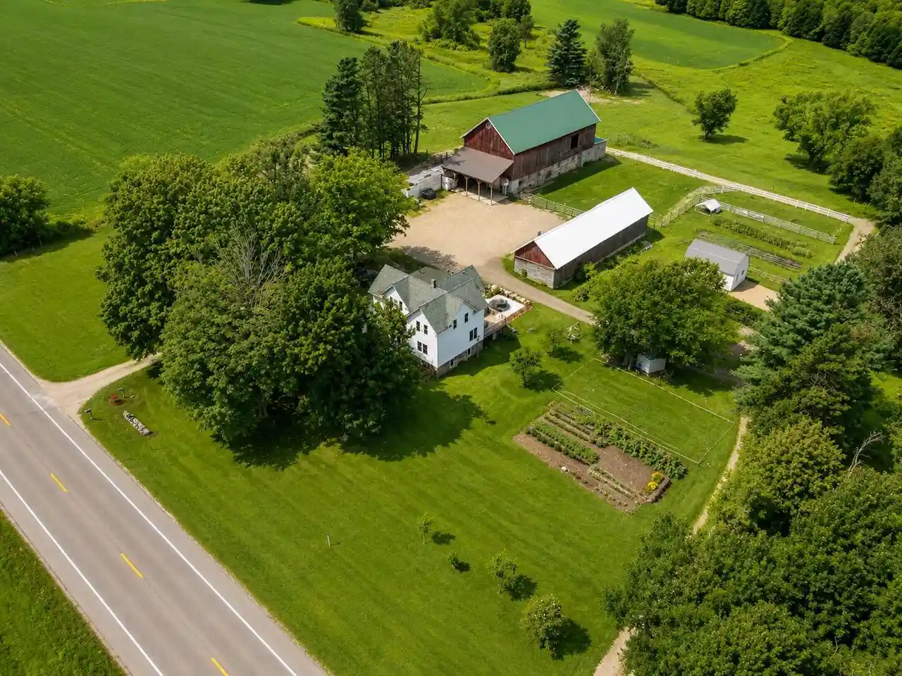 Photo 3 of Single family home for sale at 14498 W Us 45 Hwy, Tigerton, WI 54486 | MLS# 1978778 | Listing updated on 2026-09-14