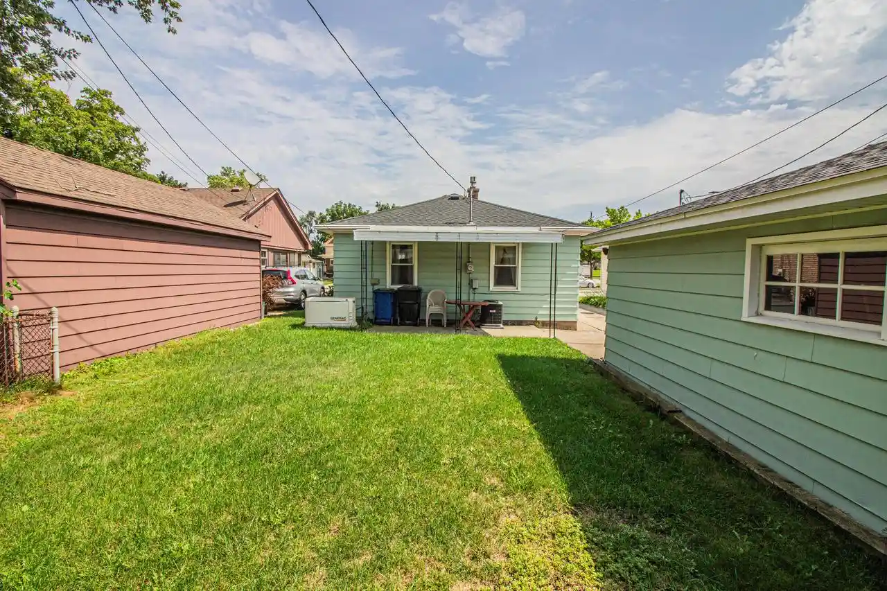 Photo 3 of Single family home for sale at 226 Merten Ave, Racine, WI 53405 | MLS# 1978782 | Listing updated on 2026-09-09