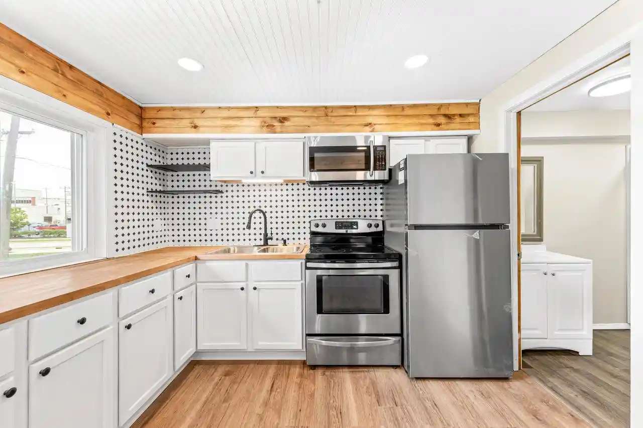 Photo 3 of Single family home for sale at 735 E North St, Waukesha, WI 53188 | MLS# 1978786 | Listing updated on 2026-09-26