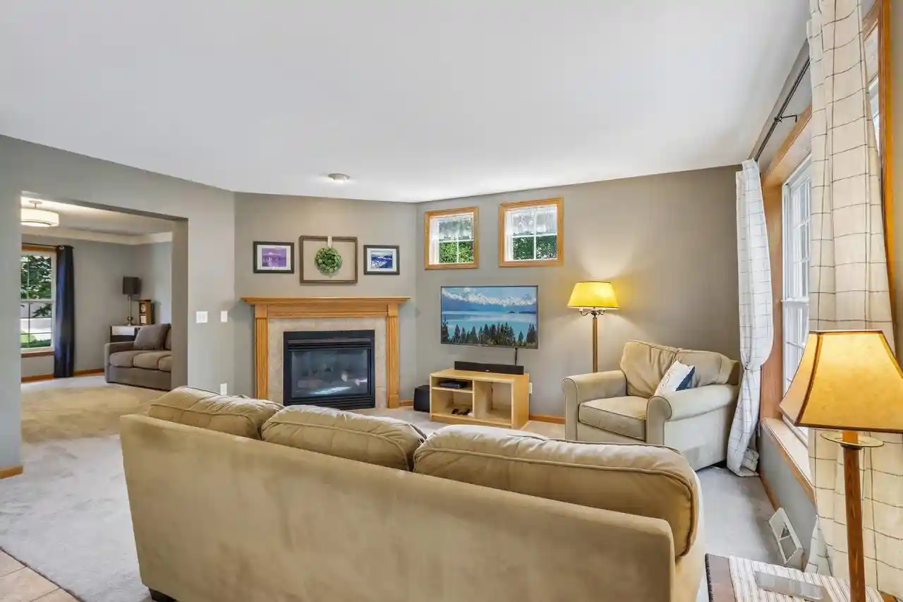 Photo 3 of Single family home for sale at 10 Black Stone Cir, Madison, WI 53719 | MLS# 2031835 | Listing updated on 2026-09-18