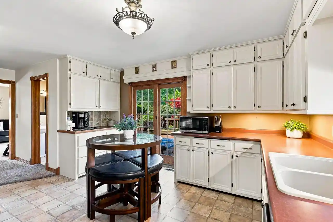 Photo 4 of Single family home for sale at 2214 Fairmont St, Manitowoc, WI 54220 | MLS# 1978789 | Listing updated on 2026-09-29