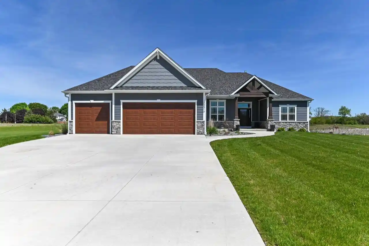 Photo 1 of Single family home for sale at 28516 Blue Crane Ct, Waterford, WI 53185 | MLS# 1978790 | Listing updated on 2026-09-08