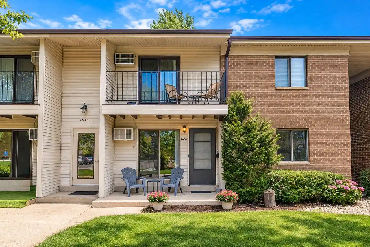 Photo 1 of Condo for sale at 1652 S Carriage Ln, New Berlin, WI 53151 | MLS# 1978793 | Listing updated on 2026-09-11
