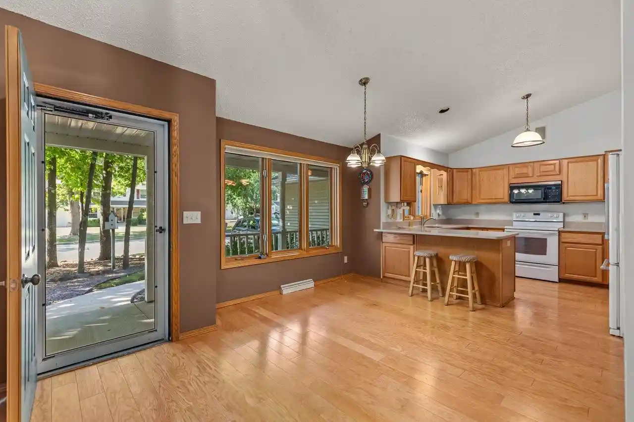 Photo 2 of Single family home for sale at 1145 Shaggy Bark Dr, Neenah, WI 54956 | MLS# 50332030 | Listing updated on 2026-09-19