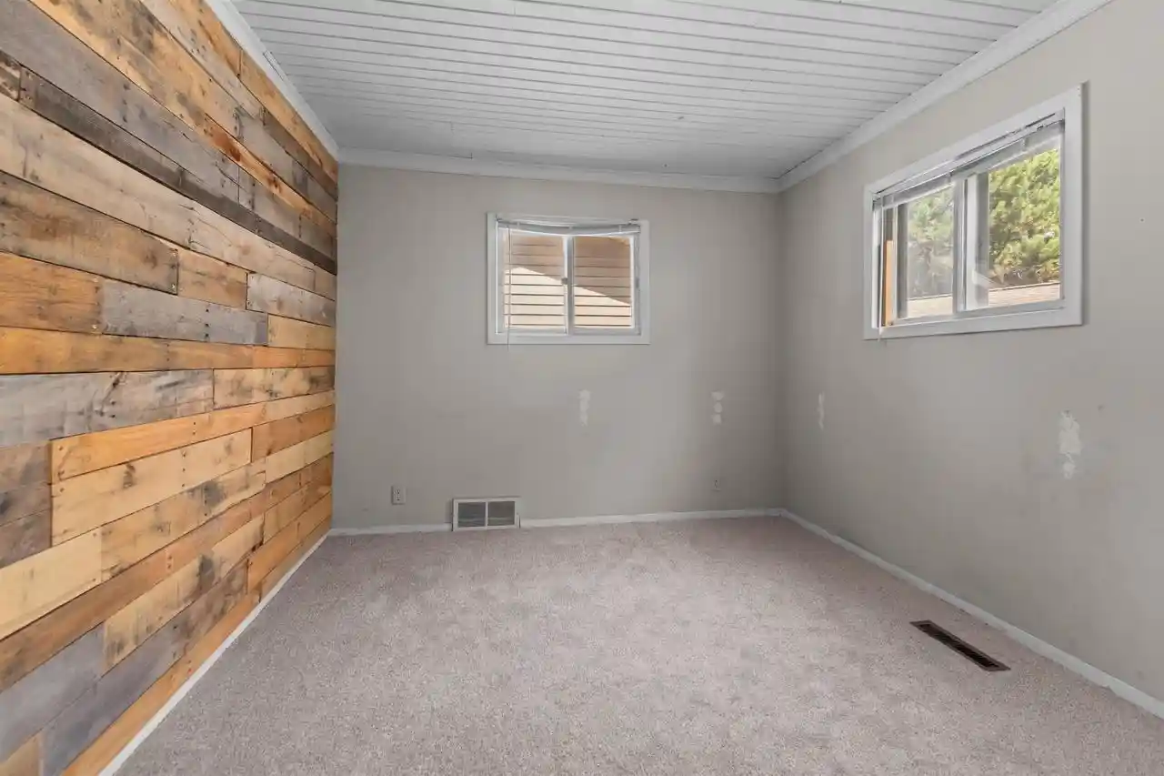 Photo 3 of Single family home for sale at 1516 W Lawrence St, Appleton, WI 54914 | MLS# 50332024 | Listing updated on 2026-09-05