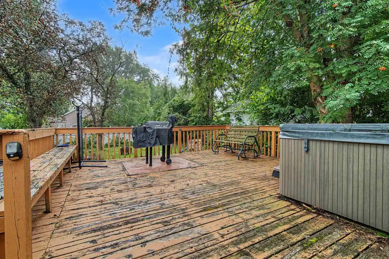 Photo 3 of Single family home for sale at 835 14th Avenue, Green Bay, WI 54304 | MLS# 50332039 | Listing updated on 2026-09-18