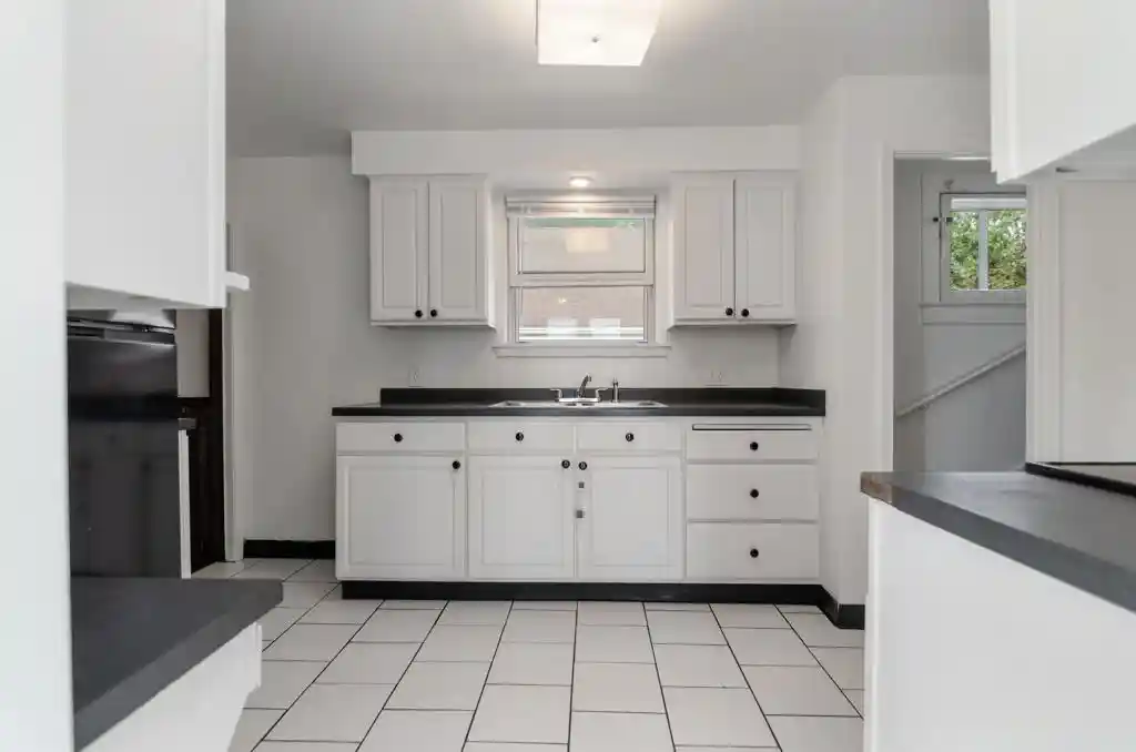 Photo 2 of Single family home for sale at 408 Oak St, Green Bay, WI 54303 | MLS# 50332038 | Listing updated on 2026-09-17
