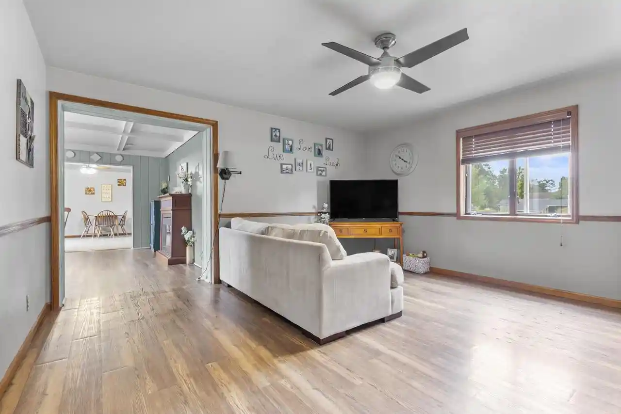 Photo 3 of Single family home for sale at 110 S Cranberry Ave, Peshtigo, WI 54157 | MLS# 50332008 | Listing updated on 2026-09-23