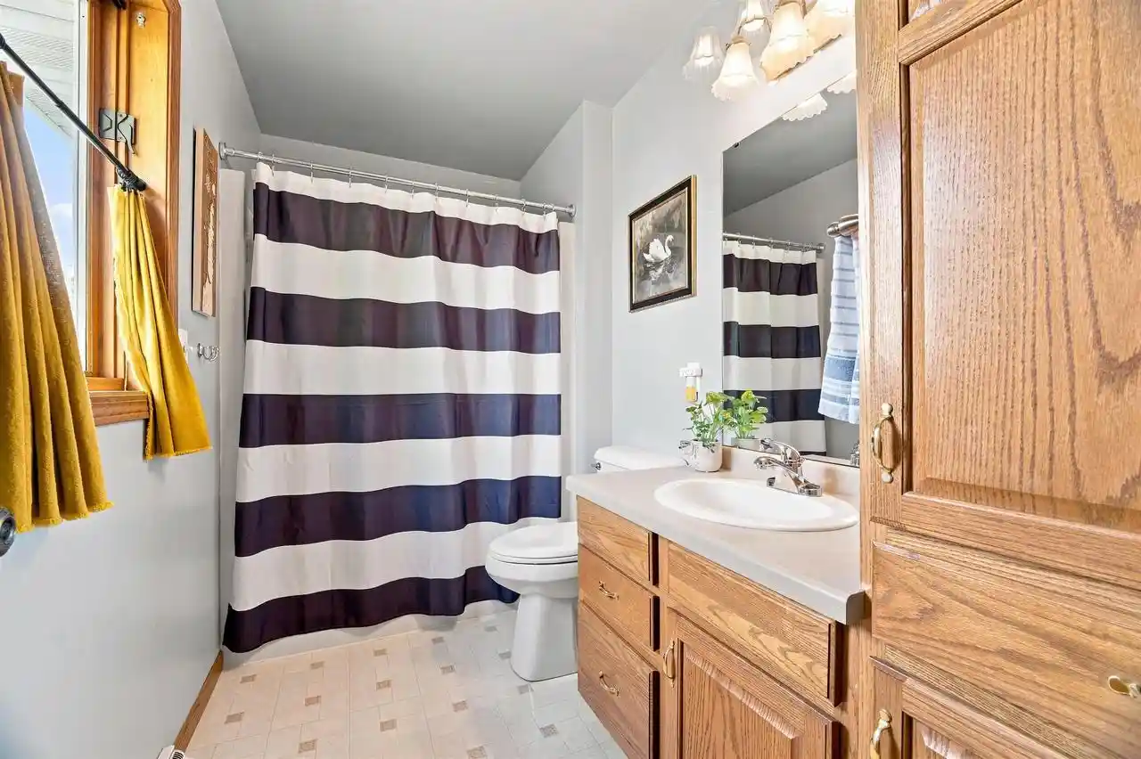 Photo 4 of Single family home for sale at 4922 Remiker Ln, Manitowoc, WI 54220 | MLS# 50332037 | Listing updated on 2026-09-04