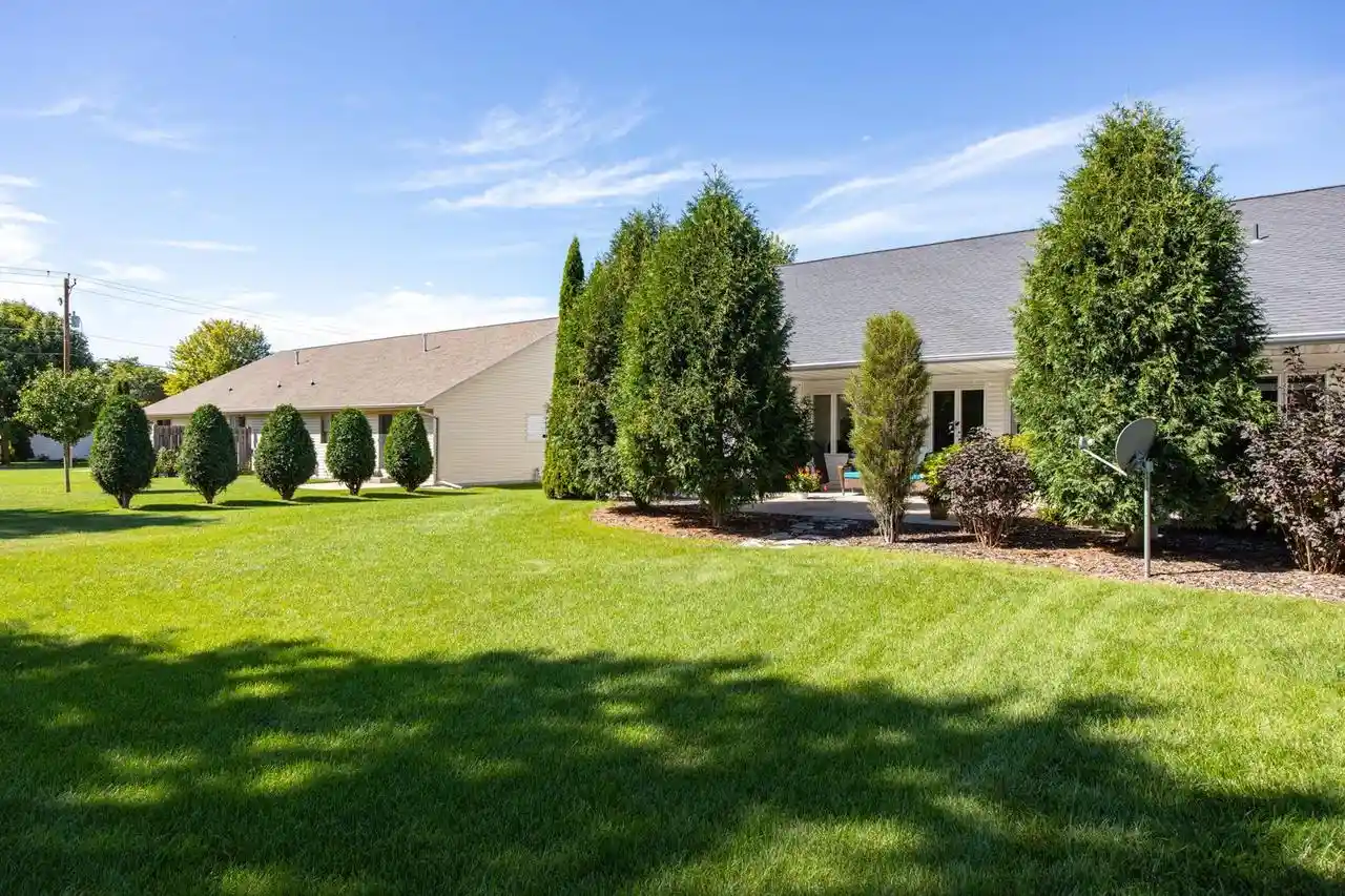 Photo 2 of Single family home for sale at 1303 Lavender Ln, Appleton, WI 54915 | MLS# 50332026 | Listing updated on 2026-09-18