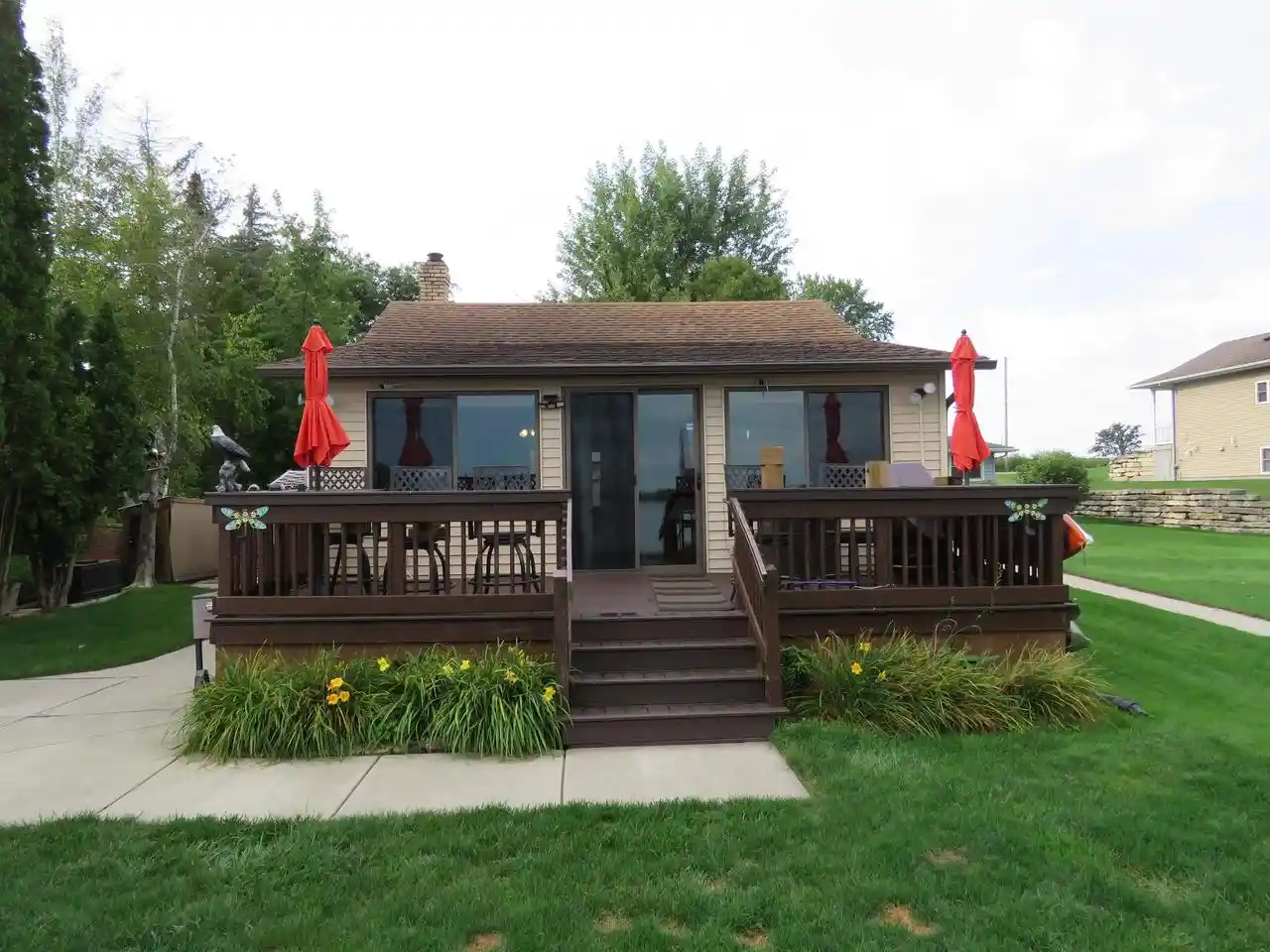 Photo 1 of Single family home for sale at N10362 Howard Dr, Fox Lake, WI 53933 | MLS# 2031842 | Listing updated on 2026-09-08