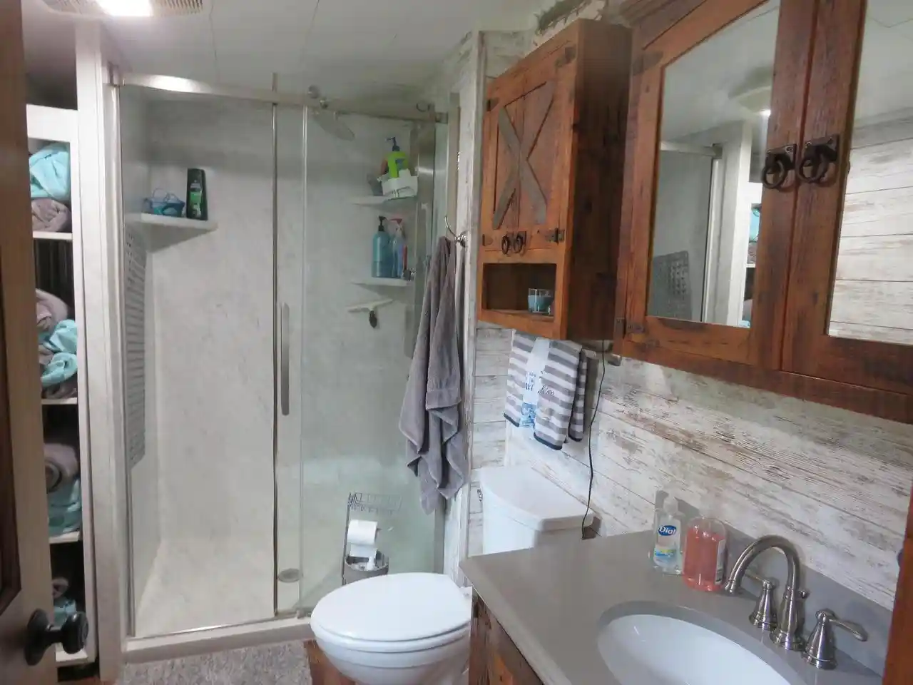 Photo 4 of Single family home for sale at N10362 Howard Dr, Fox Lake, WI 53933 | MLS# 2031842 | Listing updated on 2026-09-08