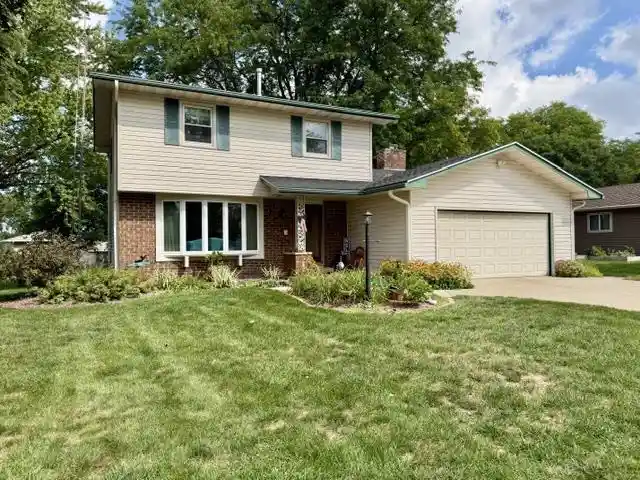 Photo 1 of Single family home for sale at 291 Old Pioneer Rd, Fond Du Lac, WI 54935 | MLS# 50332010 | Listing updated on 2026-09-05