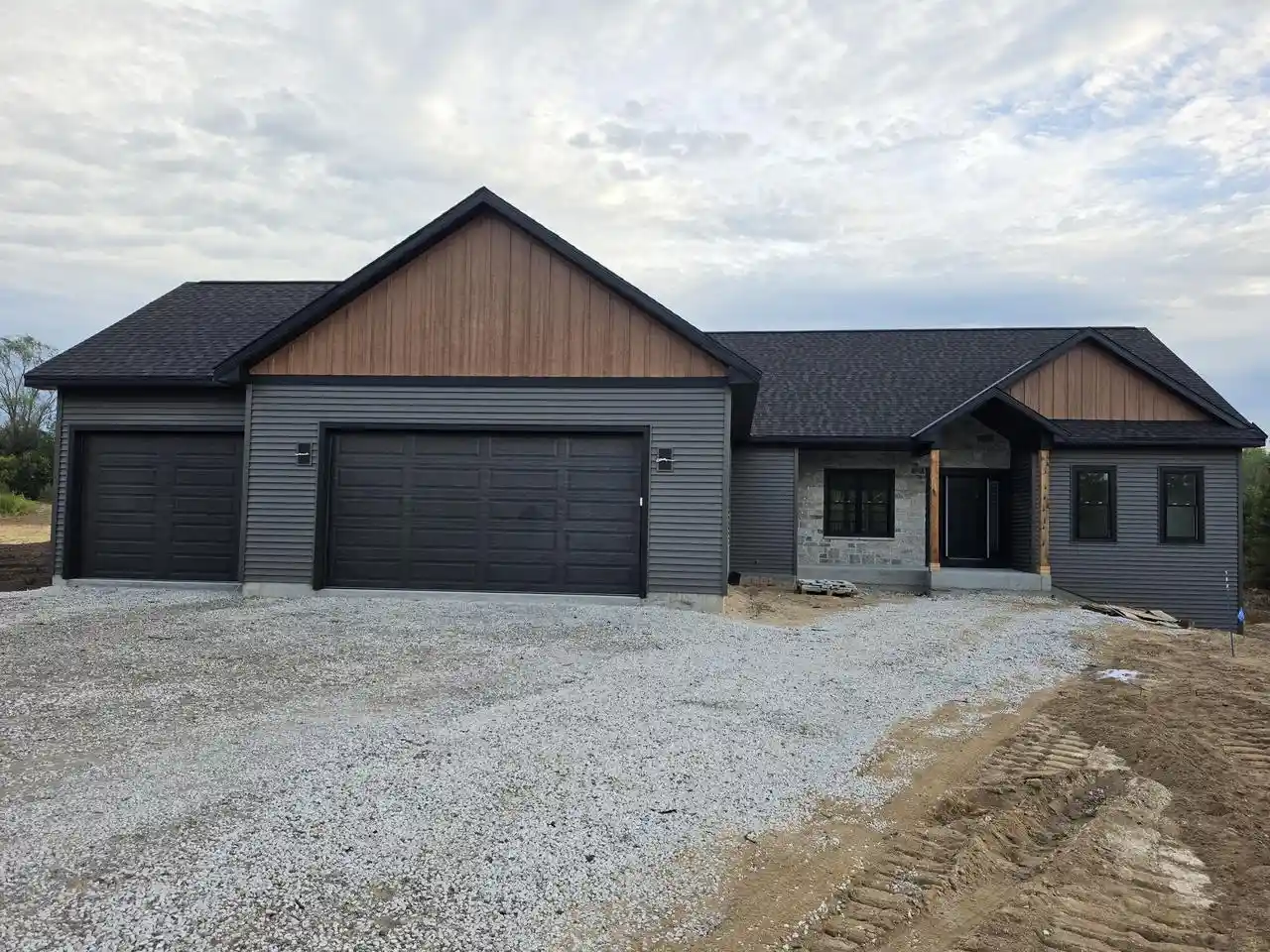 Photo 1 of Single family home for sale at 2377 Wallace Lake Rd, West Bend, WI 53090 | MLS# 1978813 | Listing updated on 2026-09-16