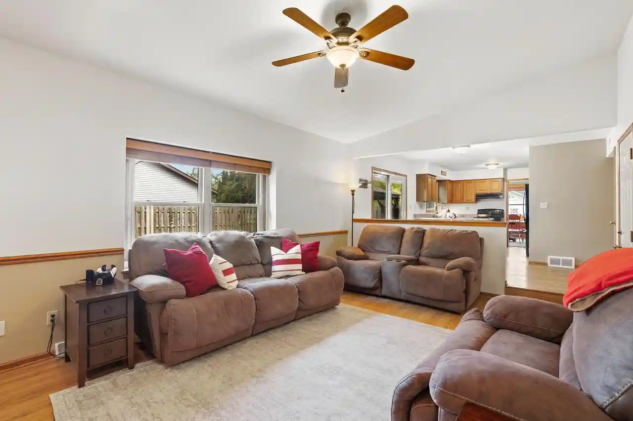 Photo 3 of Single family home for sale at 2910 Northbridge Dr, Caledonia, WI 53404 | MLS# 1978816 | Listing updated on 2026-09-11