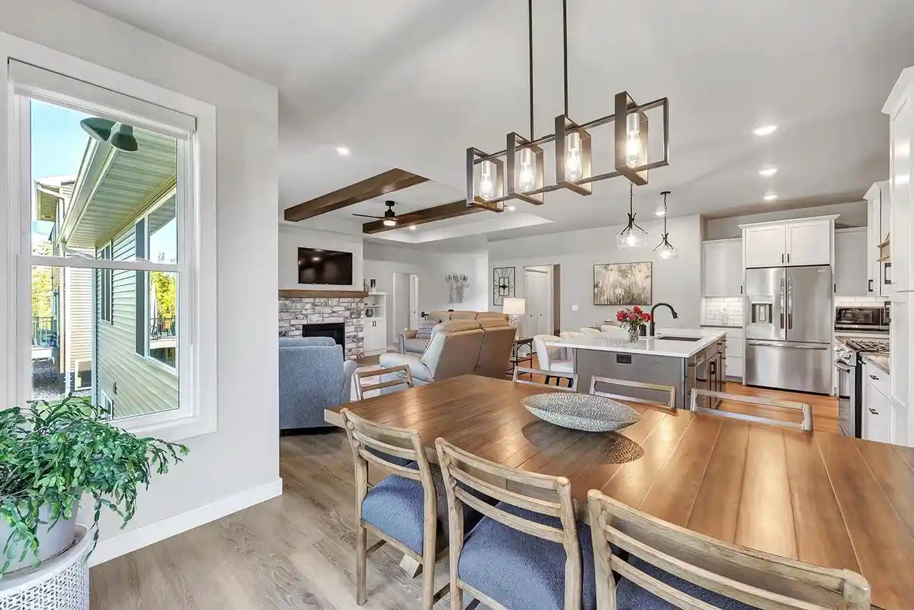 Photo 4 of Single family home for sale at 3220 Eclipse Dr, Green Bay, WI 54311 | MLS# 50332043 | Listing updated on 2026-09-21