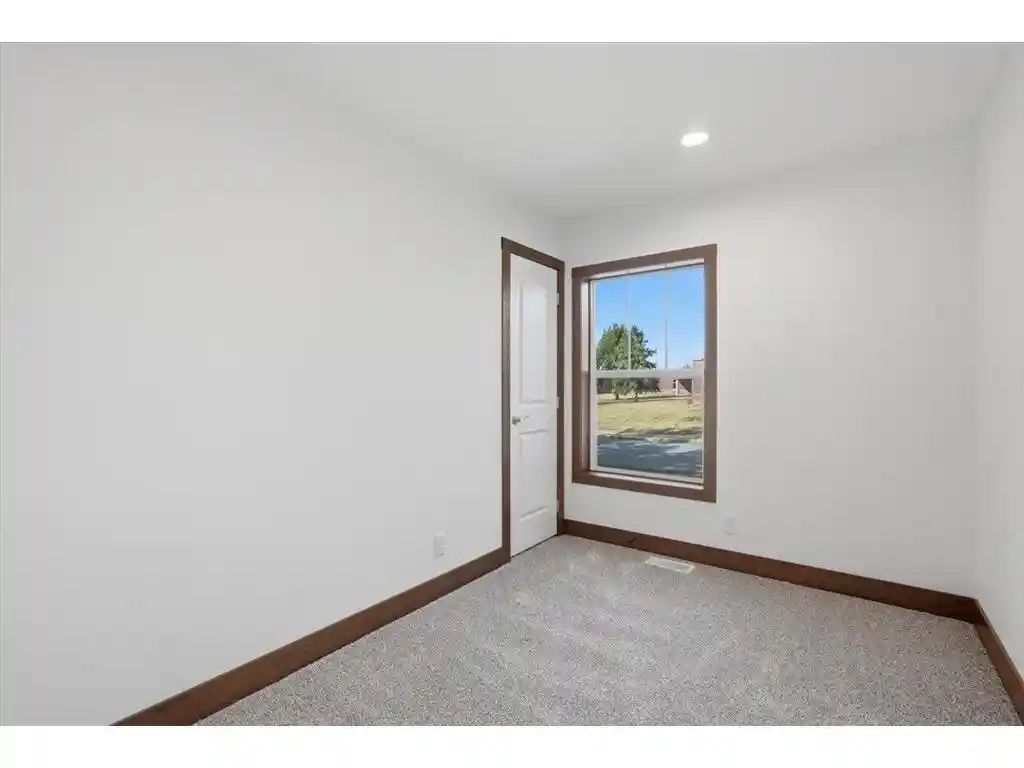 Photo 4 of Single family home for sale at 253 Panther Dr, Ellsworth, WI 54011 | MLS# 7134512 | Listing updated on 2026-09-17