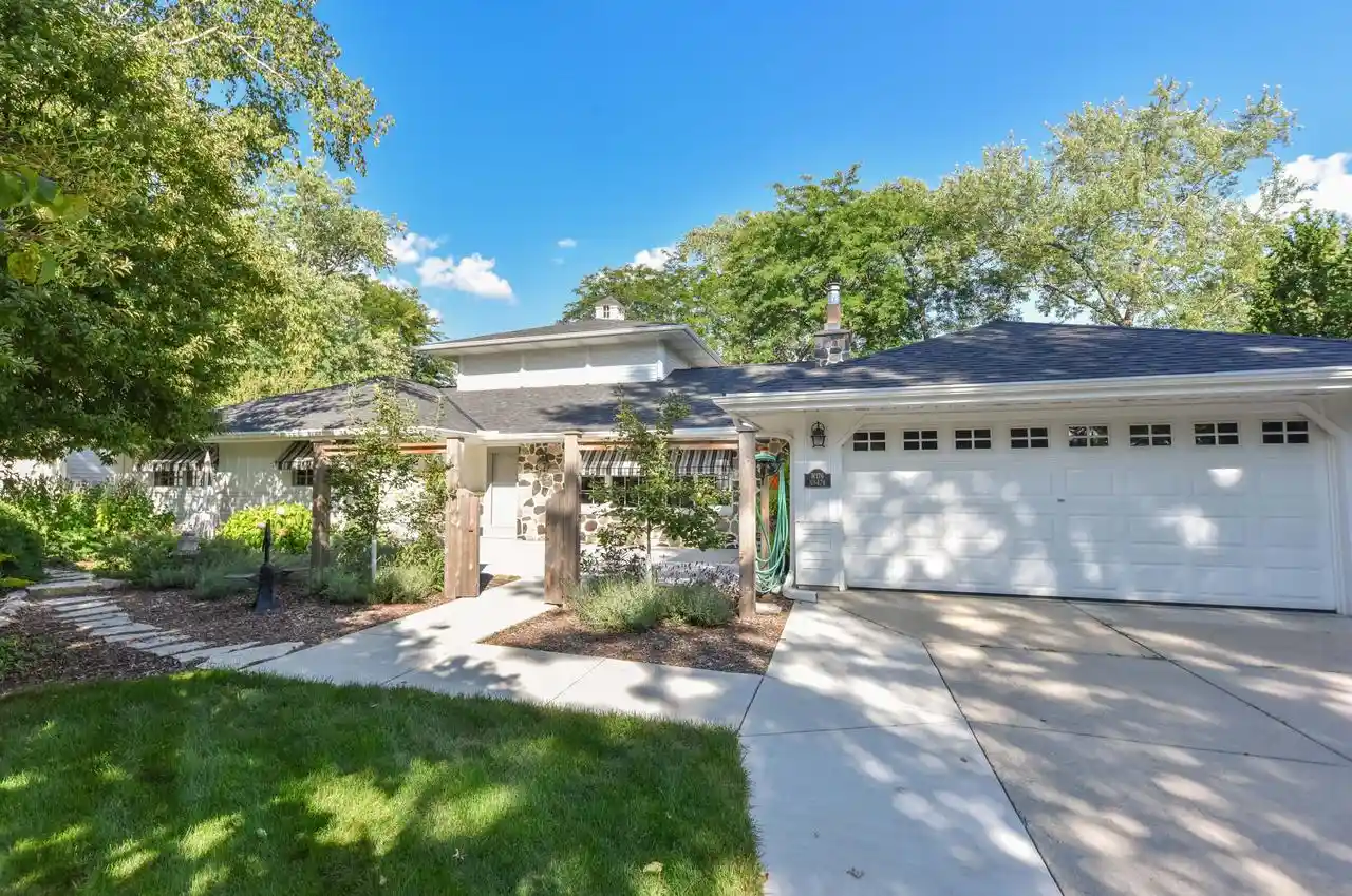 Photo 1 of Single family home for sale at W176n8474 Sunset Ridge Dr, Menomonee Falls, WI 53051 | MLS# 1978825 | Listing updated on 2026-09-10