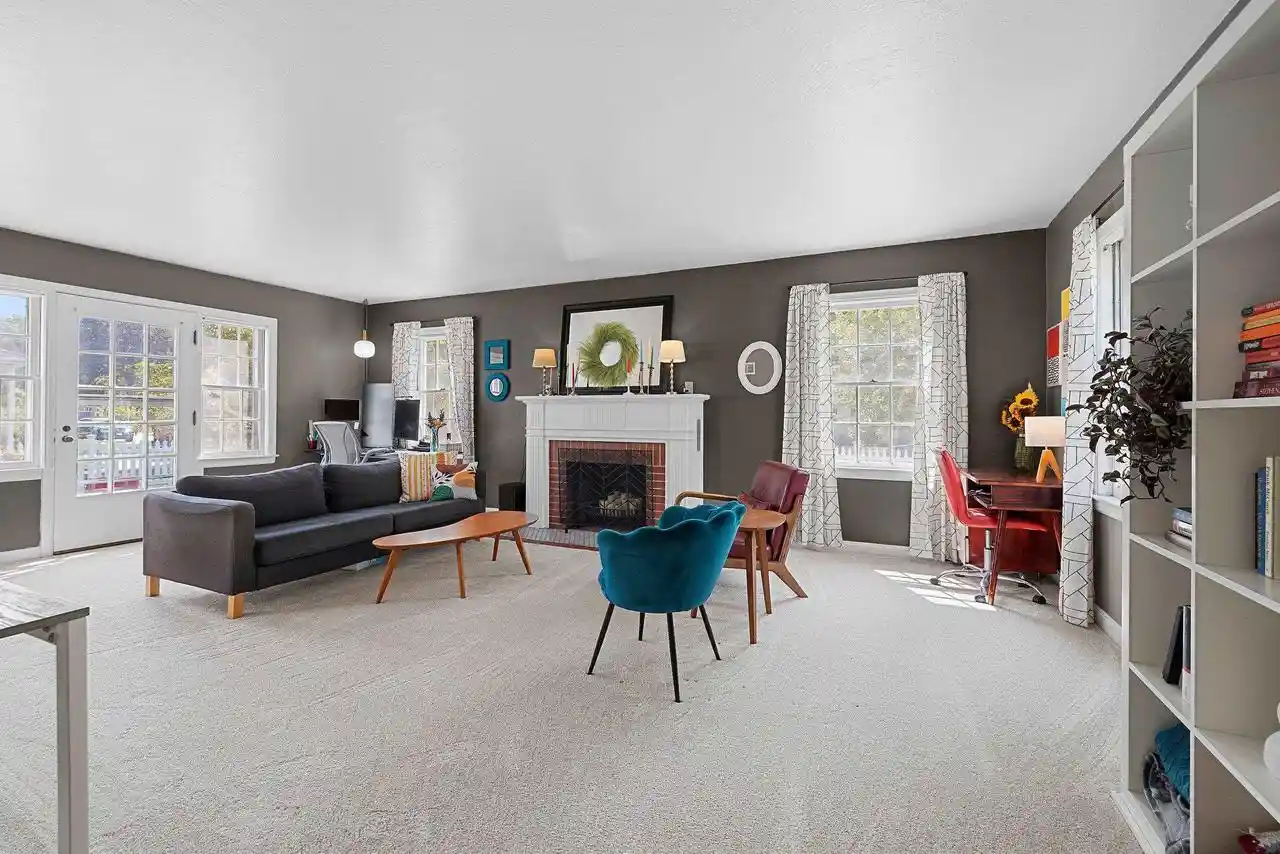 Photo 3 of Single family home for sale at 3037 Linck Ct, Green Bay, WI 54301 | MLS# 50332052 | Listing updated on 2026-09-05