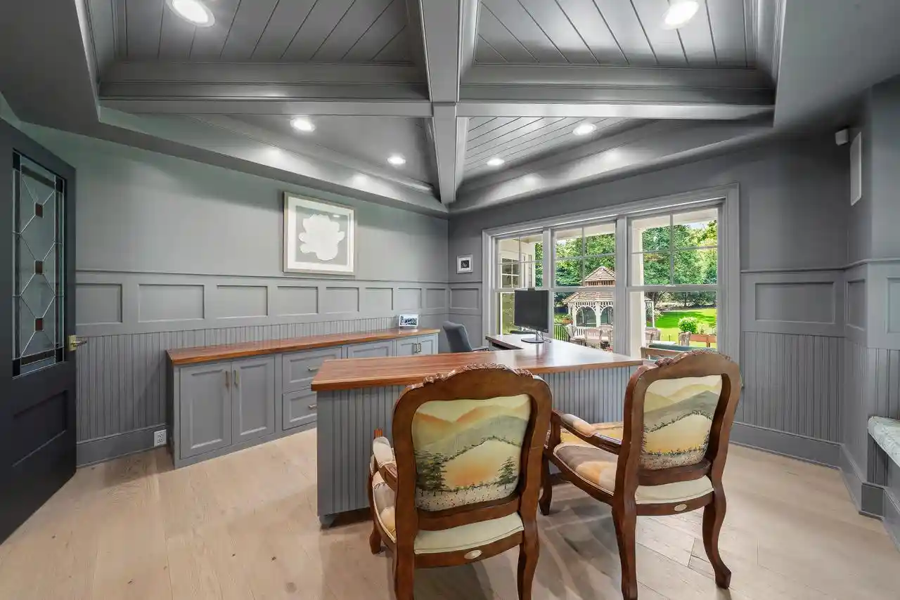 Photo 2 of Single family home for sale at N2004 N Lake Shore Dr, Fontana, WI 53125 | MLS# 1978829 | Listing updated on 2026-09-12