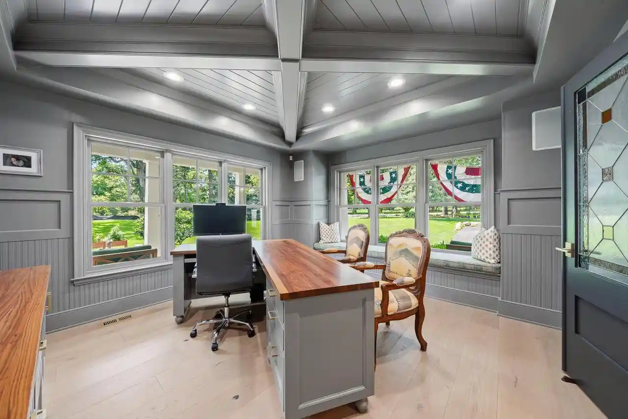 Photo 2 of Single family home for sale at N2004 N Lake Shore Dr, Fontana, WI 53125 | MLS# 1978829 | Listing updated on 2026-09-12