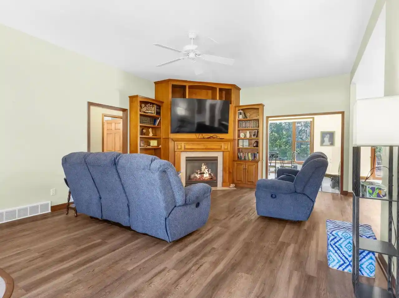 Photo 3 of Single family home for sale at 3206 River Forest Hills Dr, Pulaski, WI 54162 | MLS# 50332060 | Listing updated on 2026-09-20