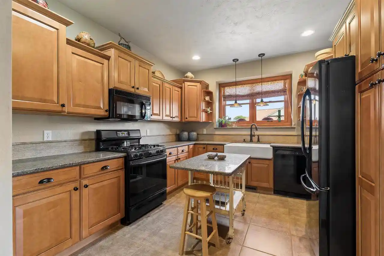 Photo 2 of Single family home for sale at 2993 Georgetown Pl, Menasha, WI 54952 | MLS# 50332053 | Listing updated on 2026-09-21