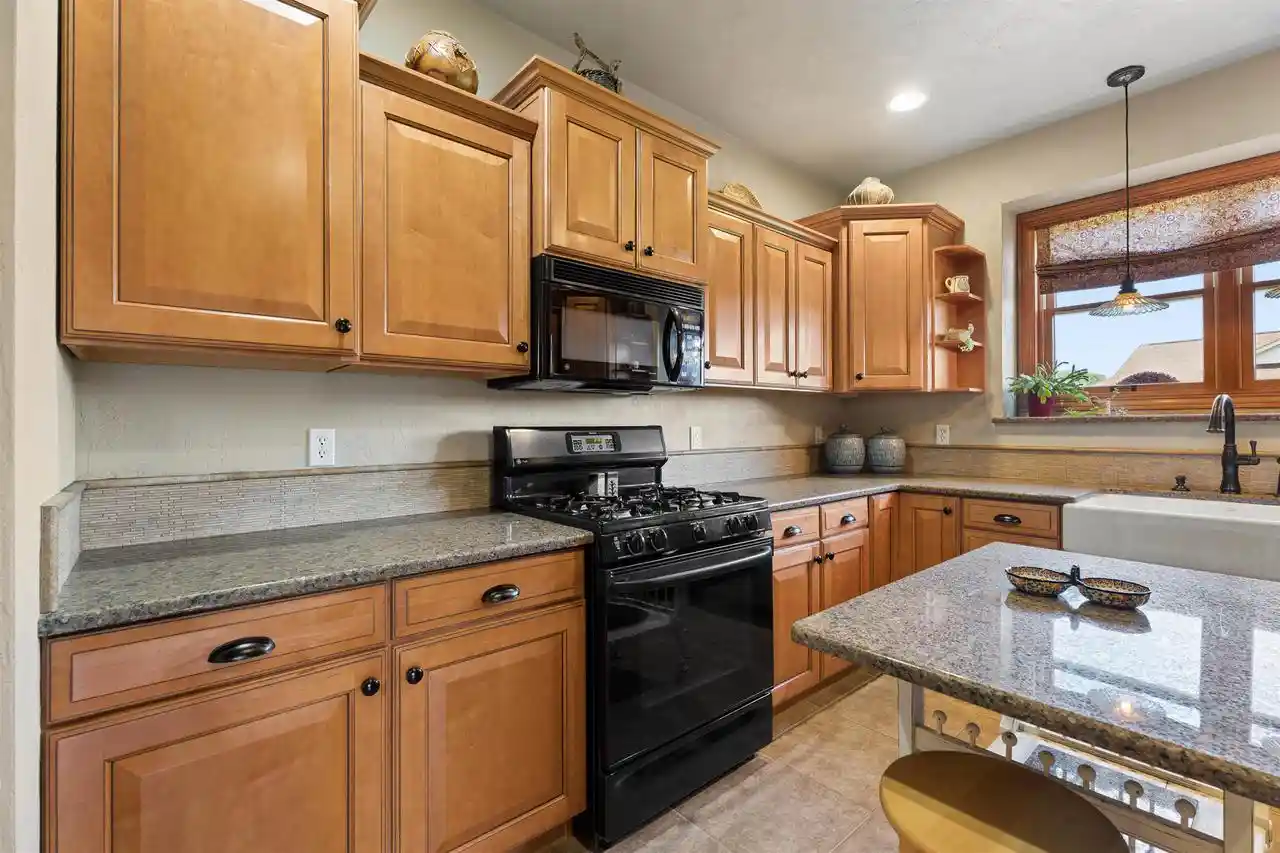 Photo 3 of Single family home for sale at 2993 Georgetown Pl, Menasha, WI 54952 | MLS# 50332053 | Listing updated on 2026-09-21