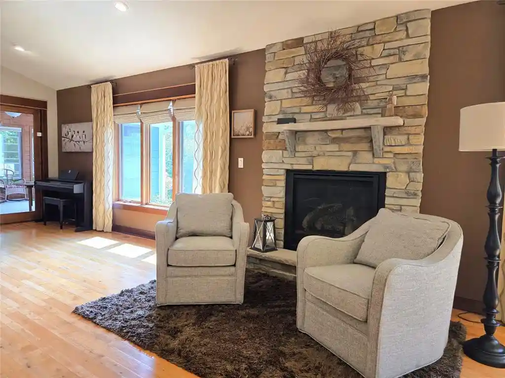 Photo 2 of Single family home for sale at 910 Scharbillig Ct, Rice Lake, WI 54868 | MLS# 1604776 | Listing updated on 2026-09-17
