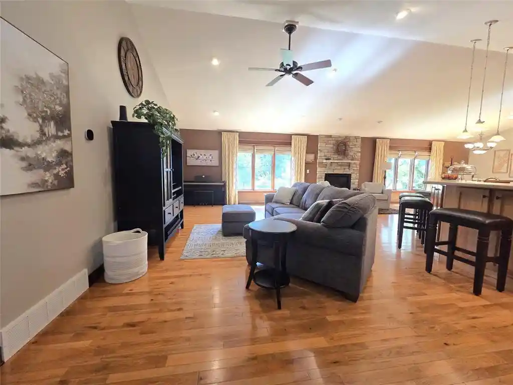 Photo 3 of Single family home for sale at 910 Scharbillig Ct, Rice Lake, WI 54868 | MLS# 1604776 | Listing updated on 2026-09-17
