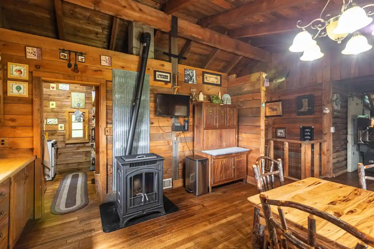 Photo 4 of Single family home for sale at N18227 Sharpe Ln, Galesville, WI 54630 | MLS# 1978844 | Listing updated on 2026-09-23