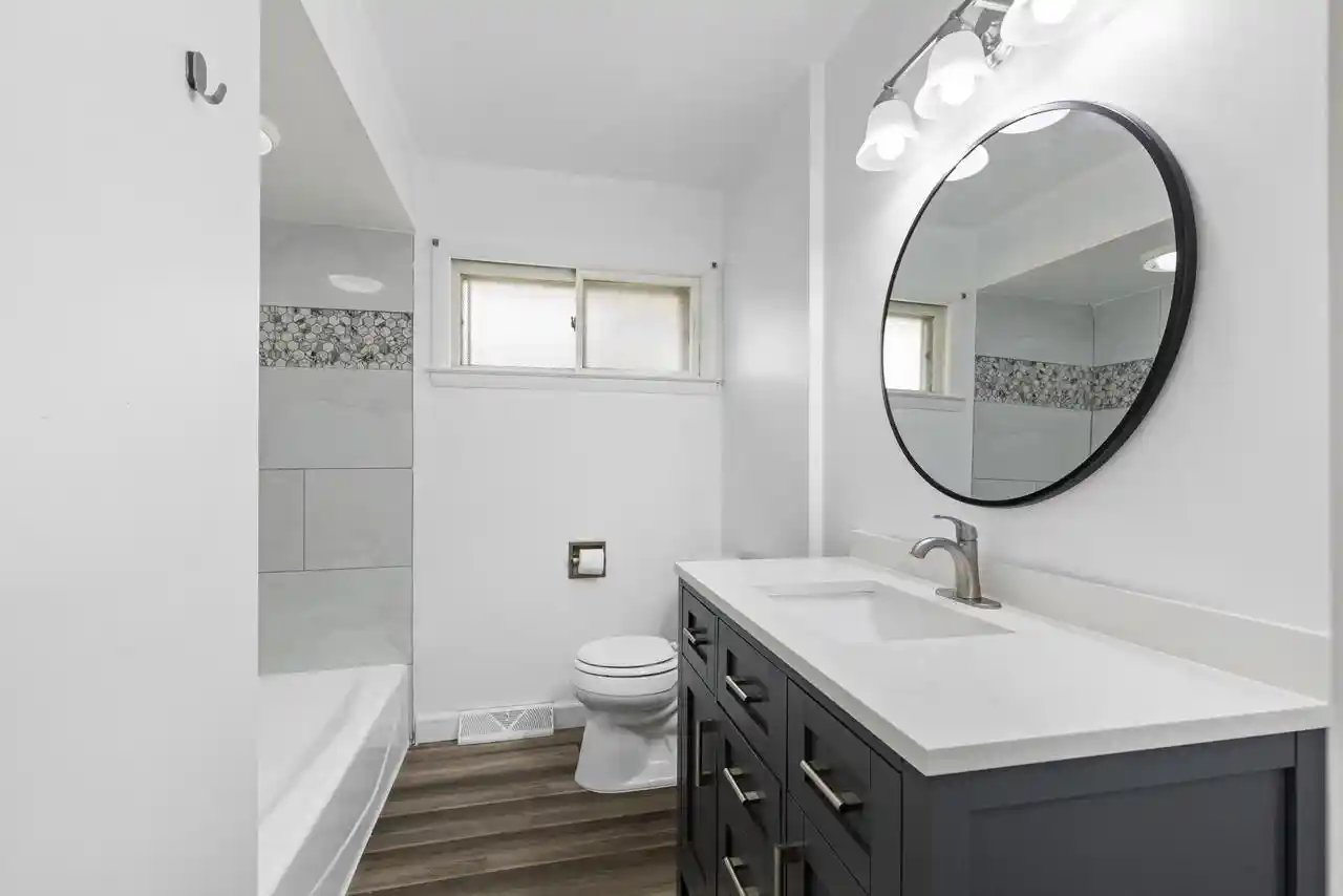 Photo 4 of Single family home for sale at 8128 W Sunbury Ct, Milwaukee, WI 53219 | MLS# 1978841 | Listing updated on 2026-09-08