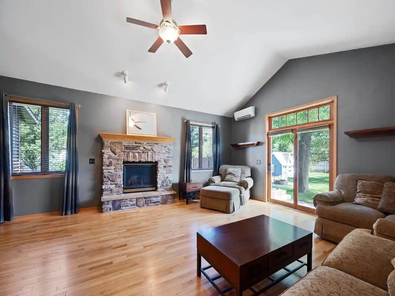 Photo 4 of Single family home for sale at 2040 Birch Dr, Plover, WI 54467 | MLS# 22604334 | Listing updated on 2026-09-18