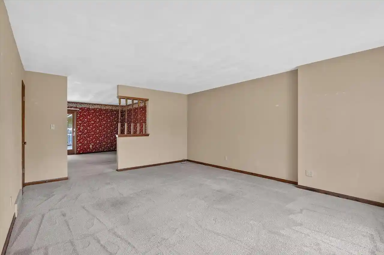 Photo 3 of Single family home for sale at W516 Cozee Ln, Brodhead, WI 53520 | MLS# 2031860 | Listing updated on 2026-10-07