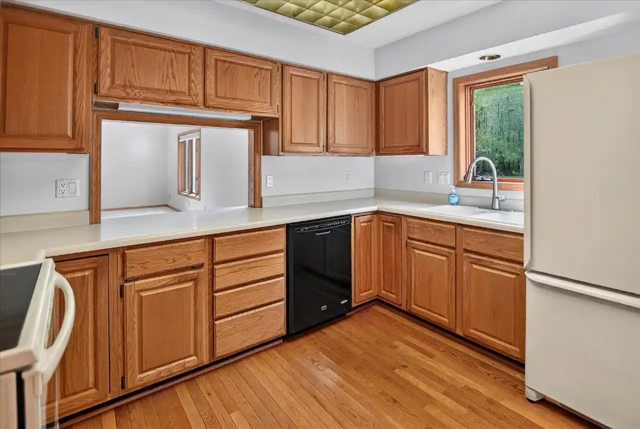 Photo 4 of Sale Pending at 5953 Woodcreek Ln #5953, Middleton, WI 53562 | MLS# 2031863 | Listing updated on 2026-09-08
