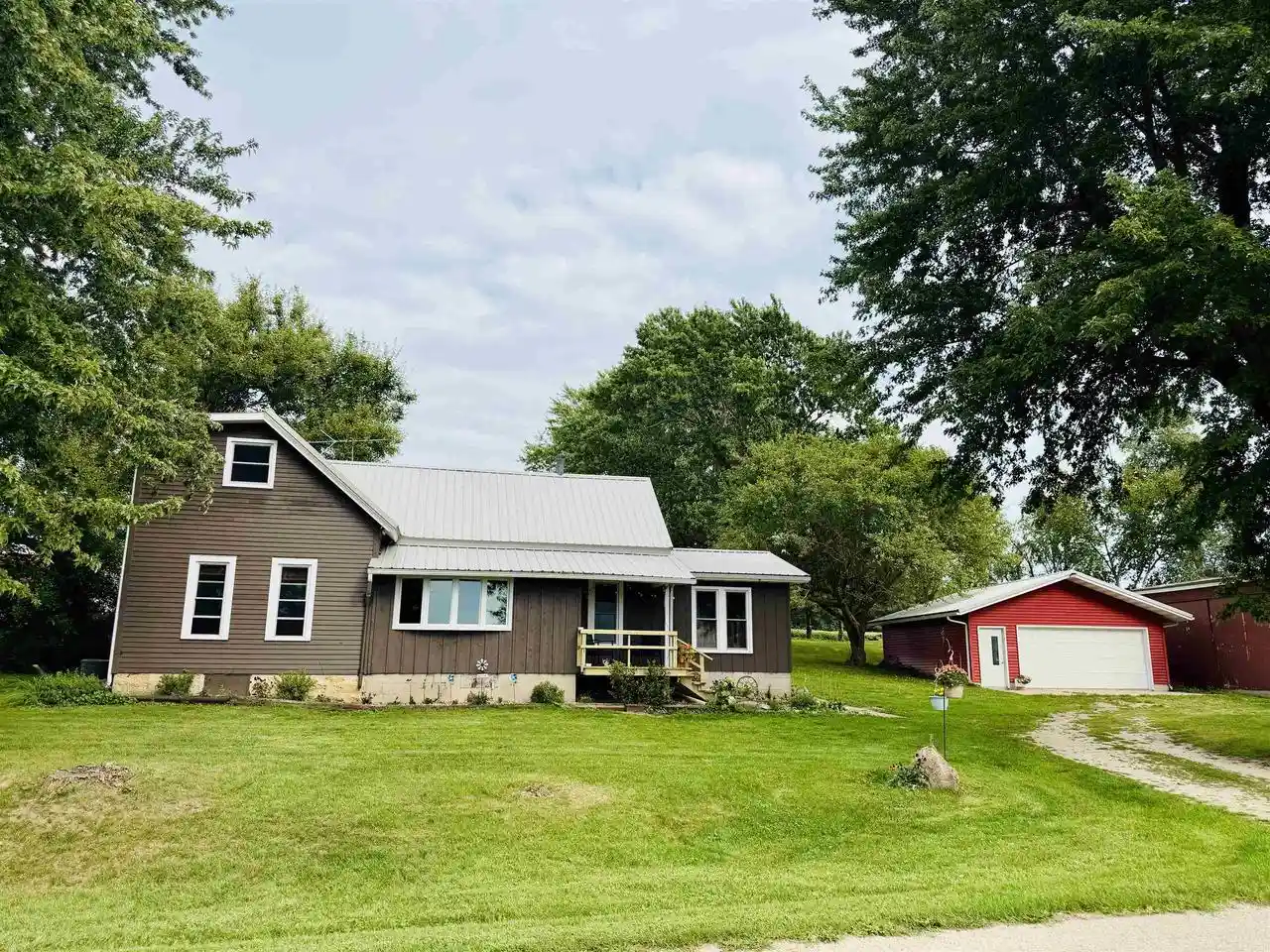 Photo 1 of Single family home for sale at N1216 Rahberger Rd, Monroe, WI 53566 | MLS# 2031865 | Listing updated on 2026-09-09